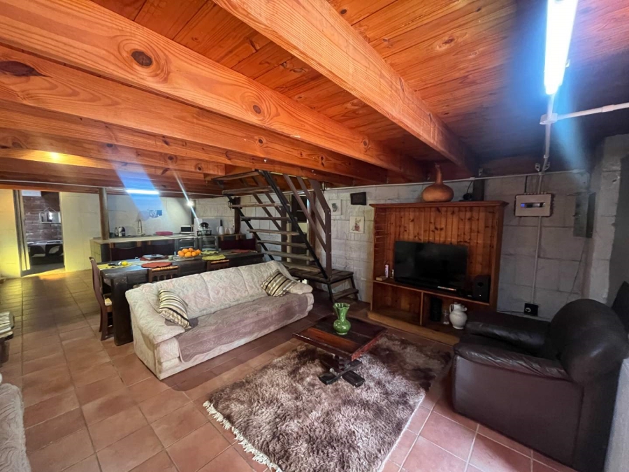 5 Bedroom Property for Sale in Die Rand Northern Cape